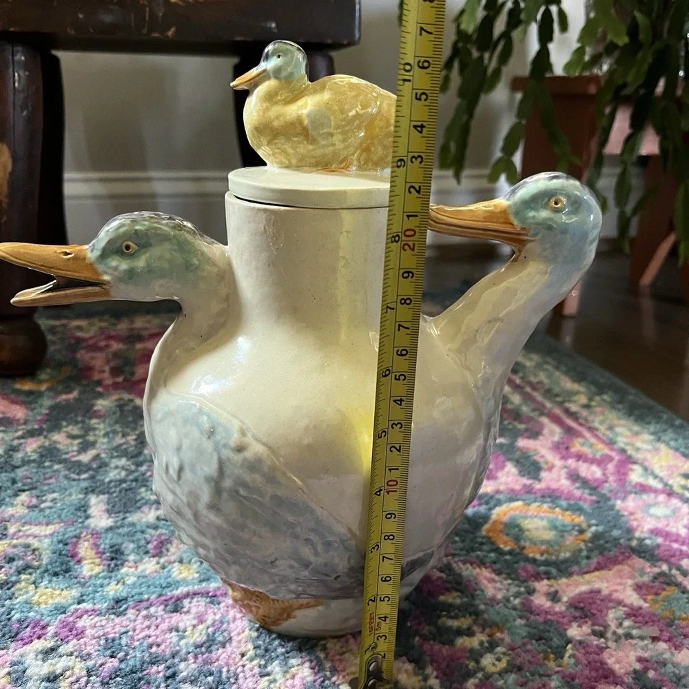 Manuel Gustavo Bordalo Pinheiro Duck Pitcher 1906 Caldas da‎ Rainha Portugal